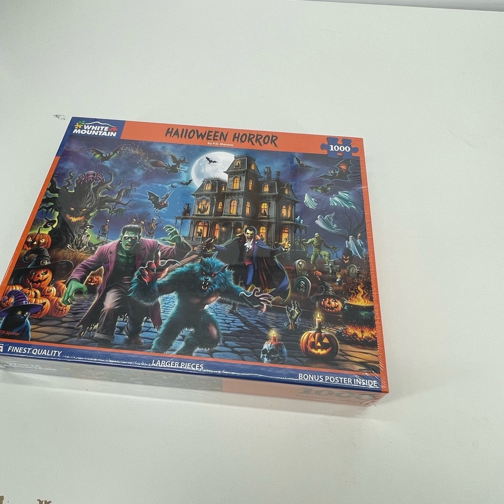 White Mountain Halloween Puzzle NWT - Picture 2 of 5